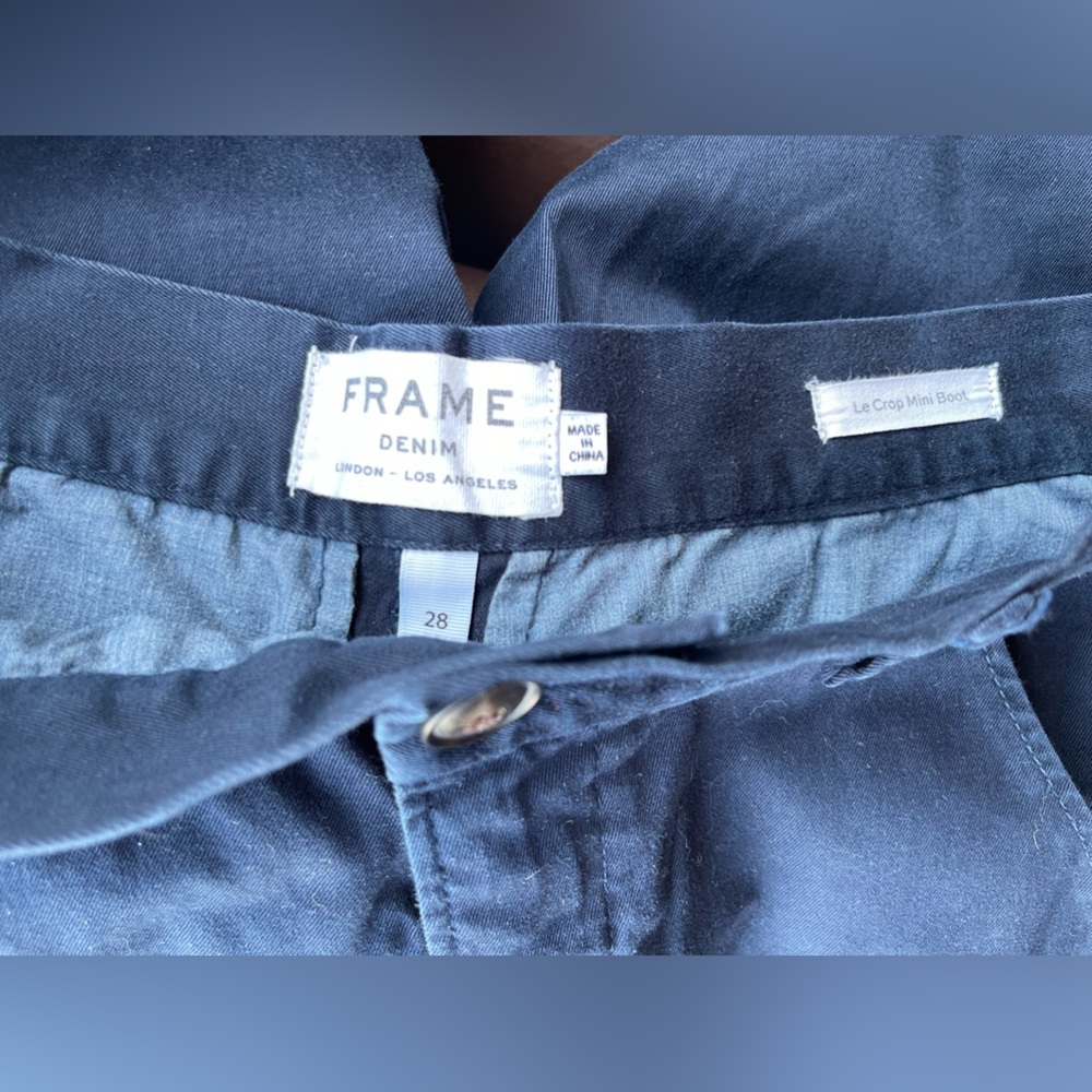 FRAME Denim Le Crop Mini Boot Jeans in Dark Blue